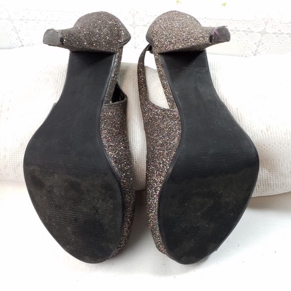 Fergalicious by Fergie black and silver glitter open toe heels 6 M - Picture 8 of 8